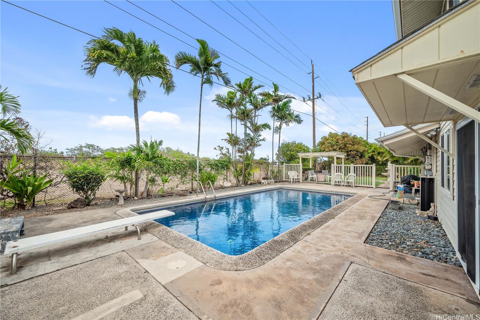 184 Aikahi Loop