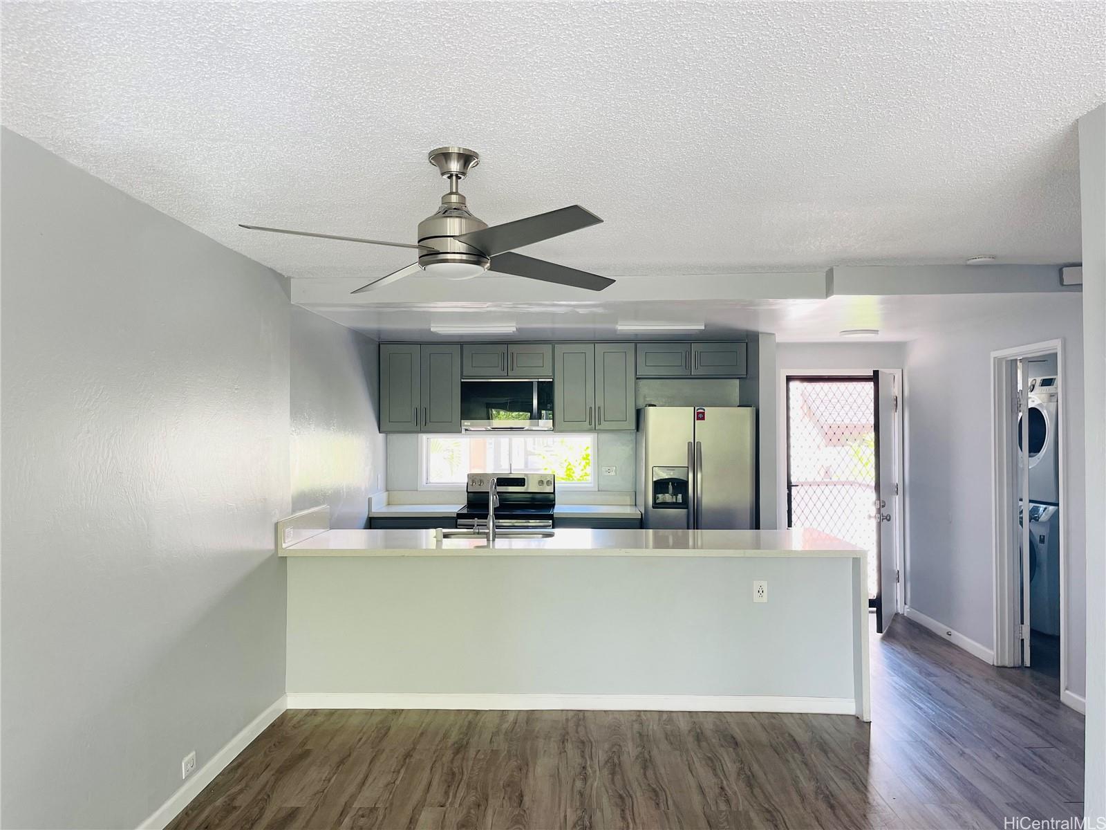 98-340 Koauka Loop Unit: 108