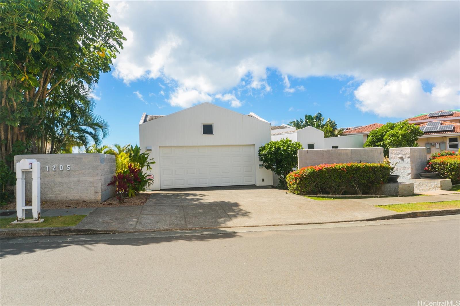 1205 Ikena Circle