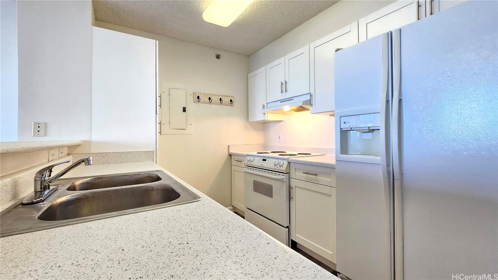 1450 Young Street Unit: 2807