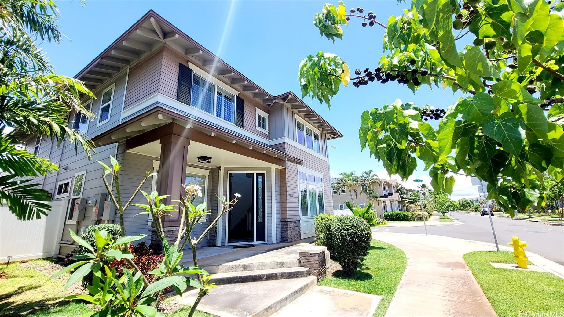 91-1048 Kai Weke Street