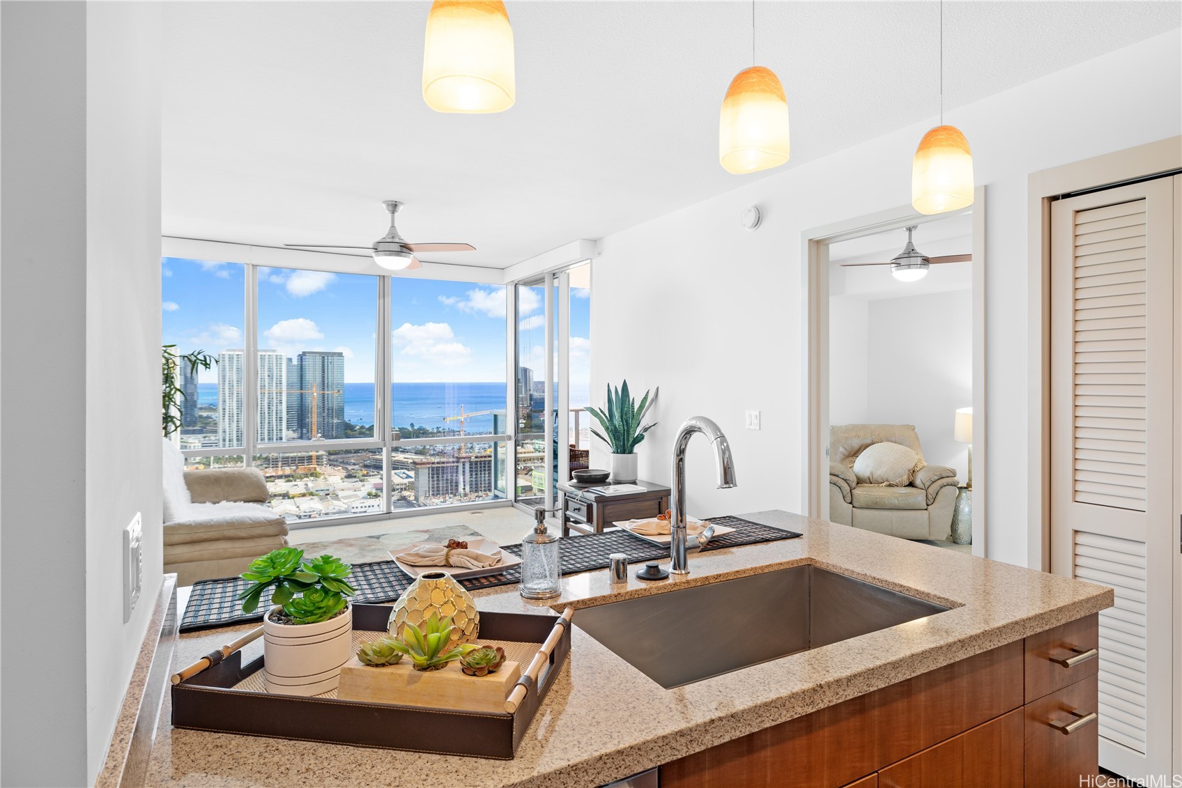 555 South Street 3401