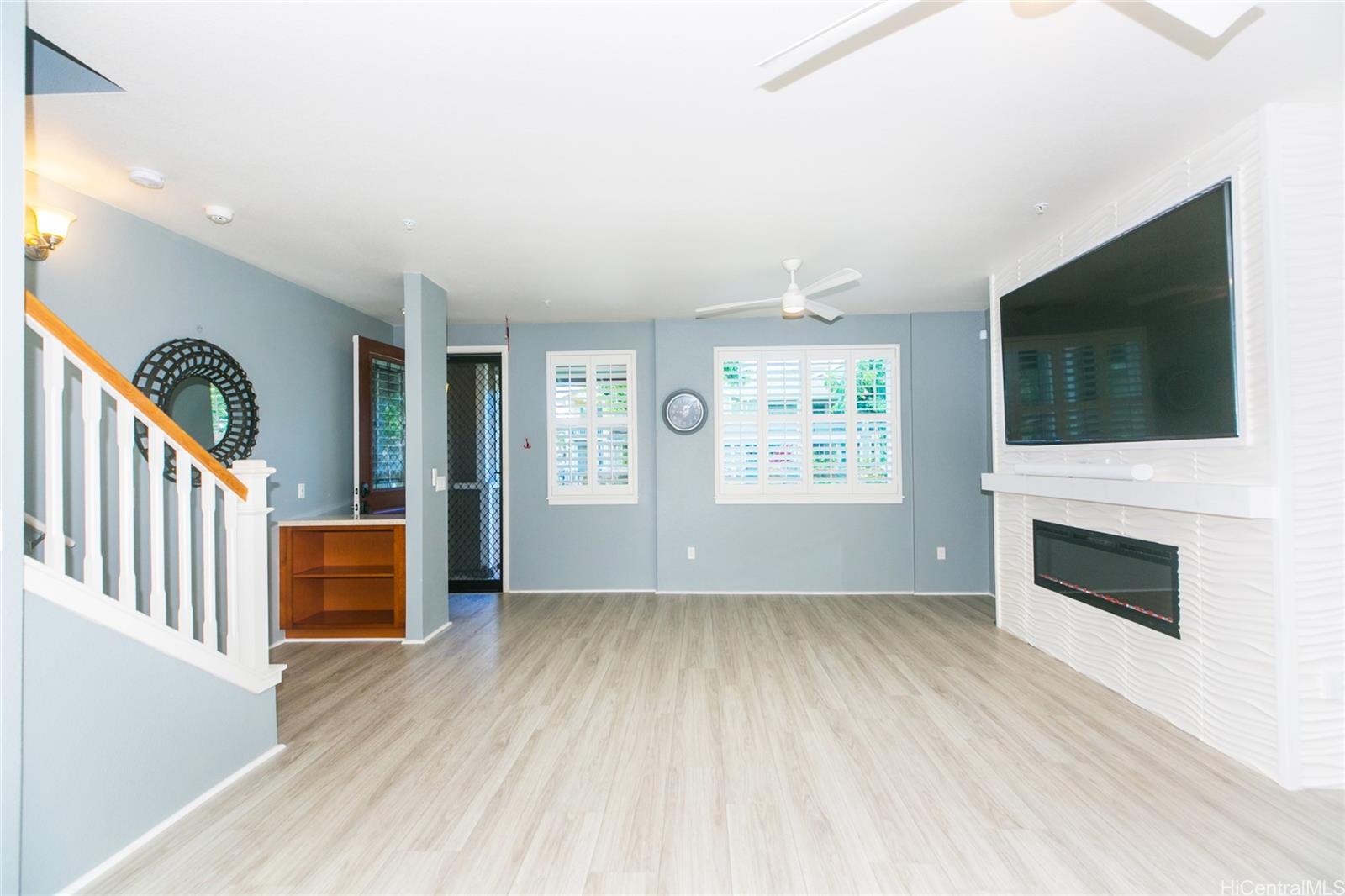 724 Kakala Street 1506