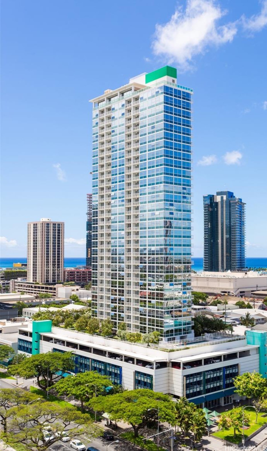 909 Kapiolani Boulevard 2808