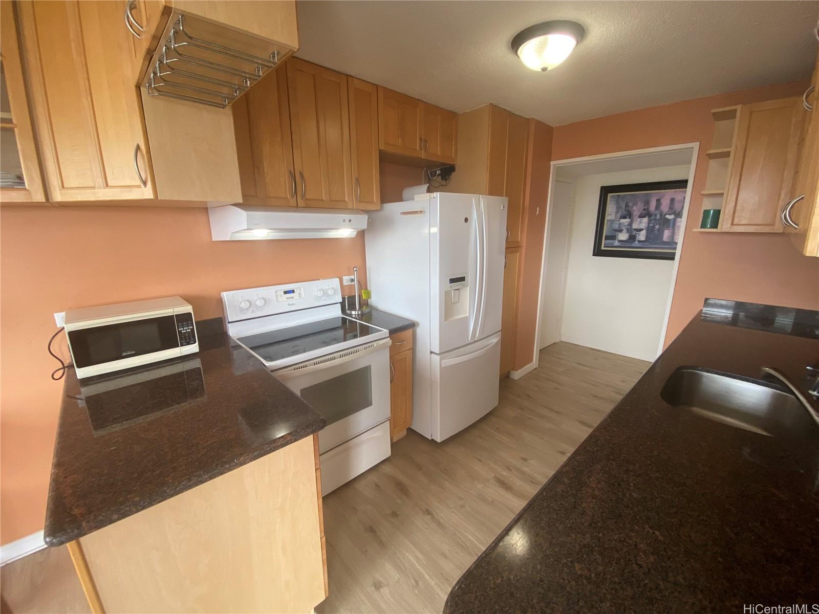 2825 S King Street 2502