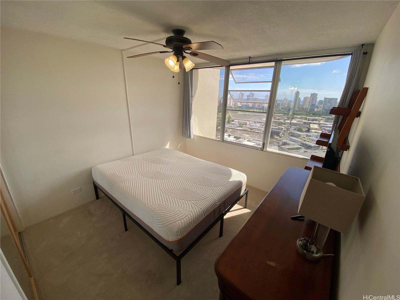 2825 S King Street 2502