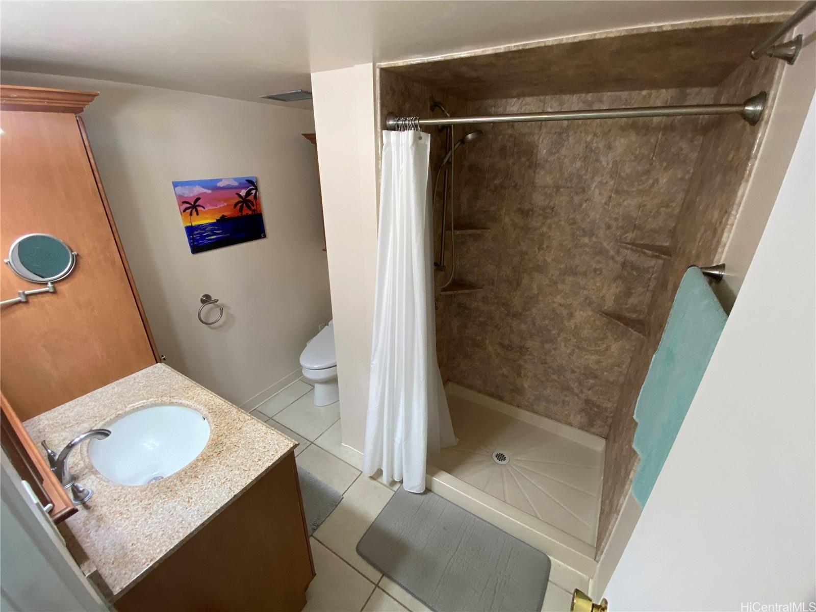 2825 S King Street 2502