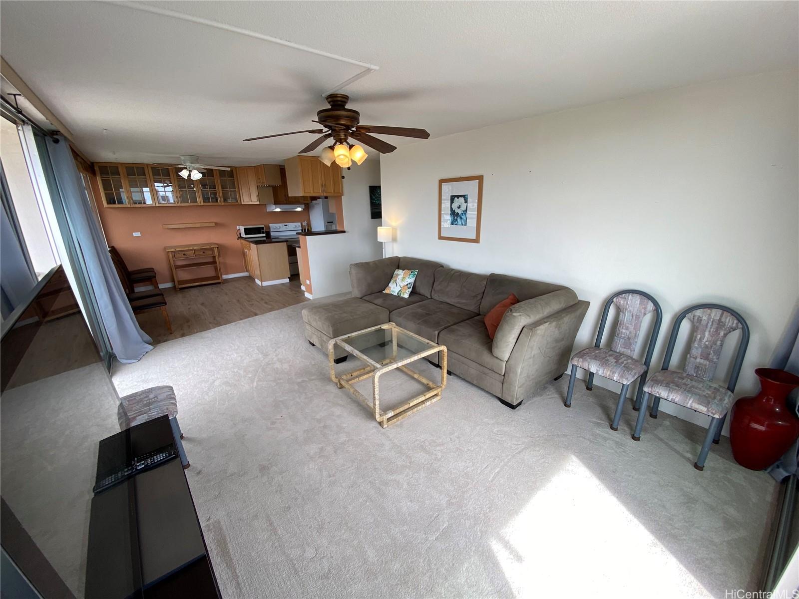 2825 S King Street 2502