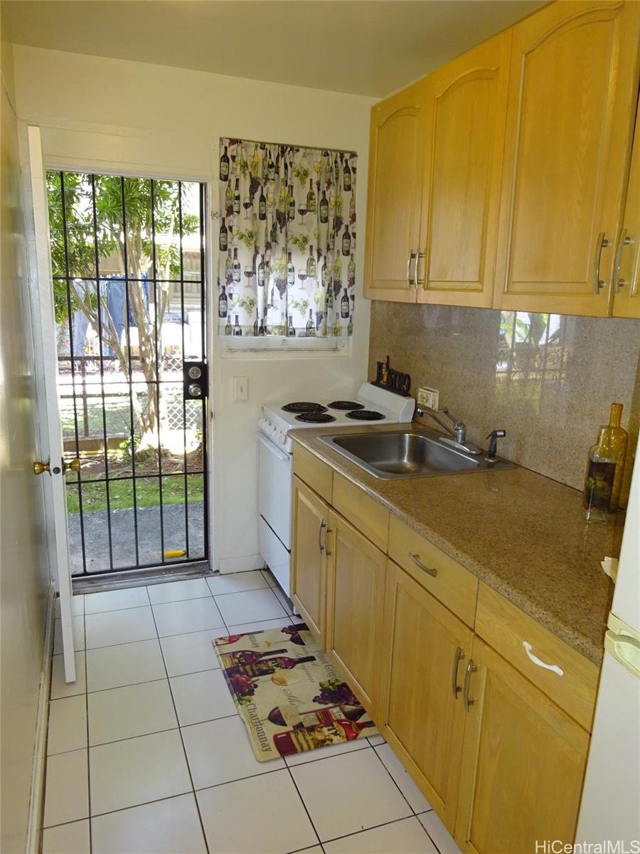 1439 Pensacola Street