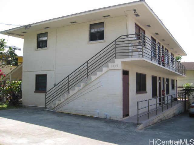 1439 Pensacola Street