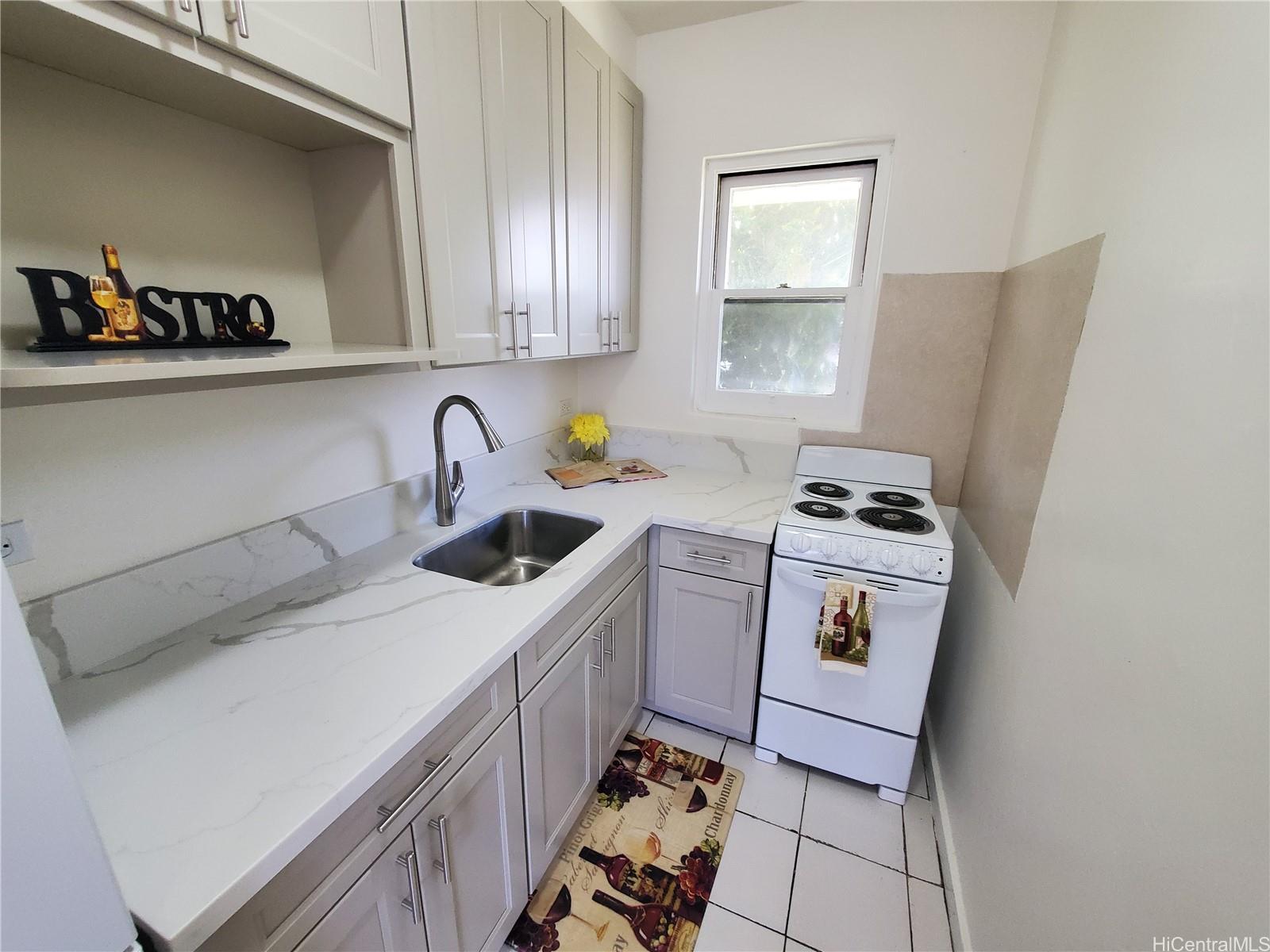 1439 Pensacola Street