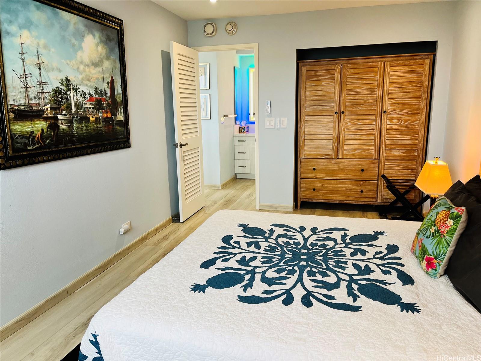 2240 Kuhio Avenue 2805