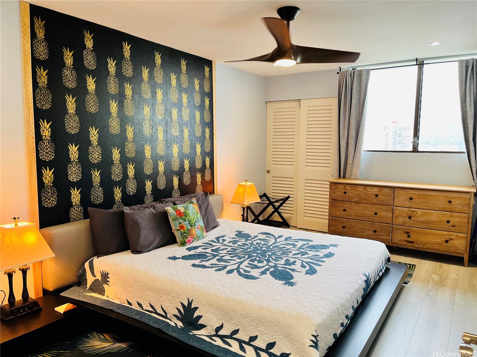 2240 Kuhio Avenue 2805