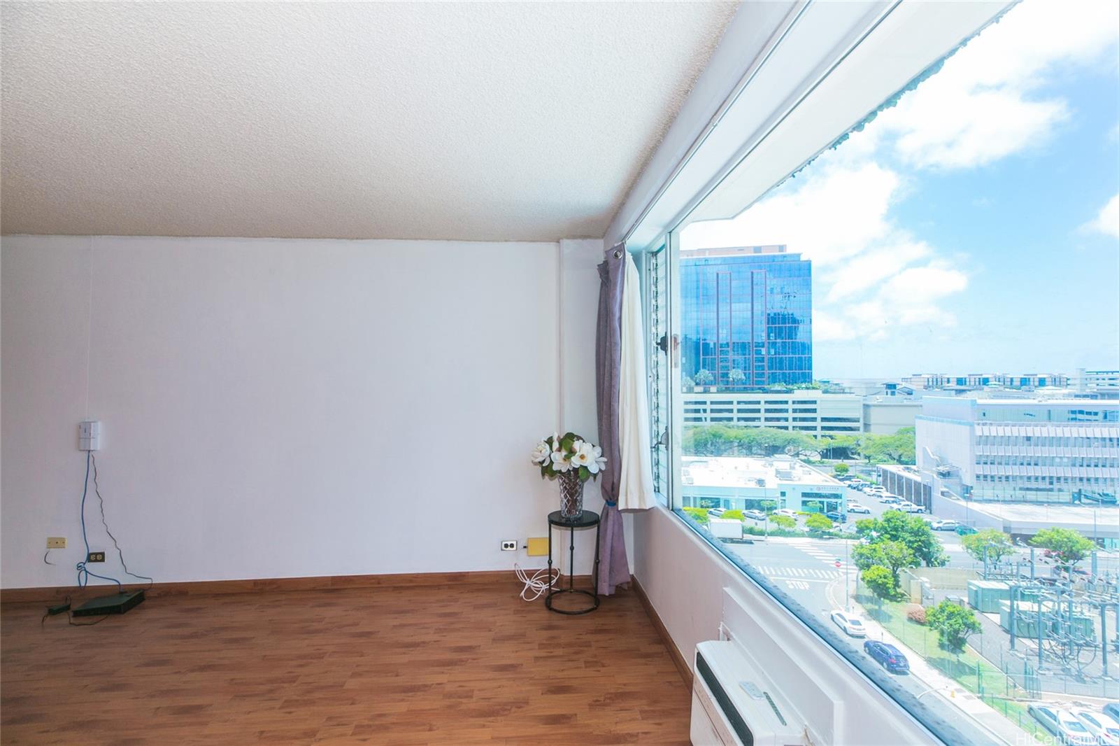 747 Amana Street 901