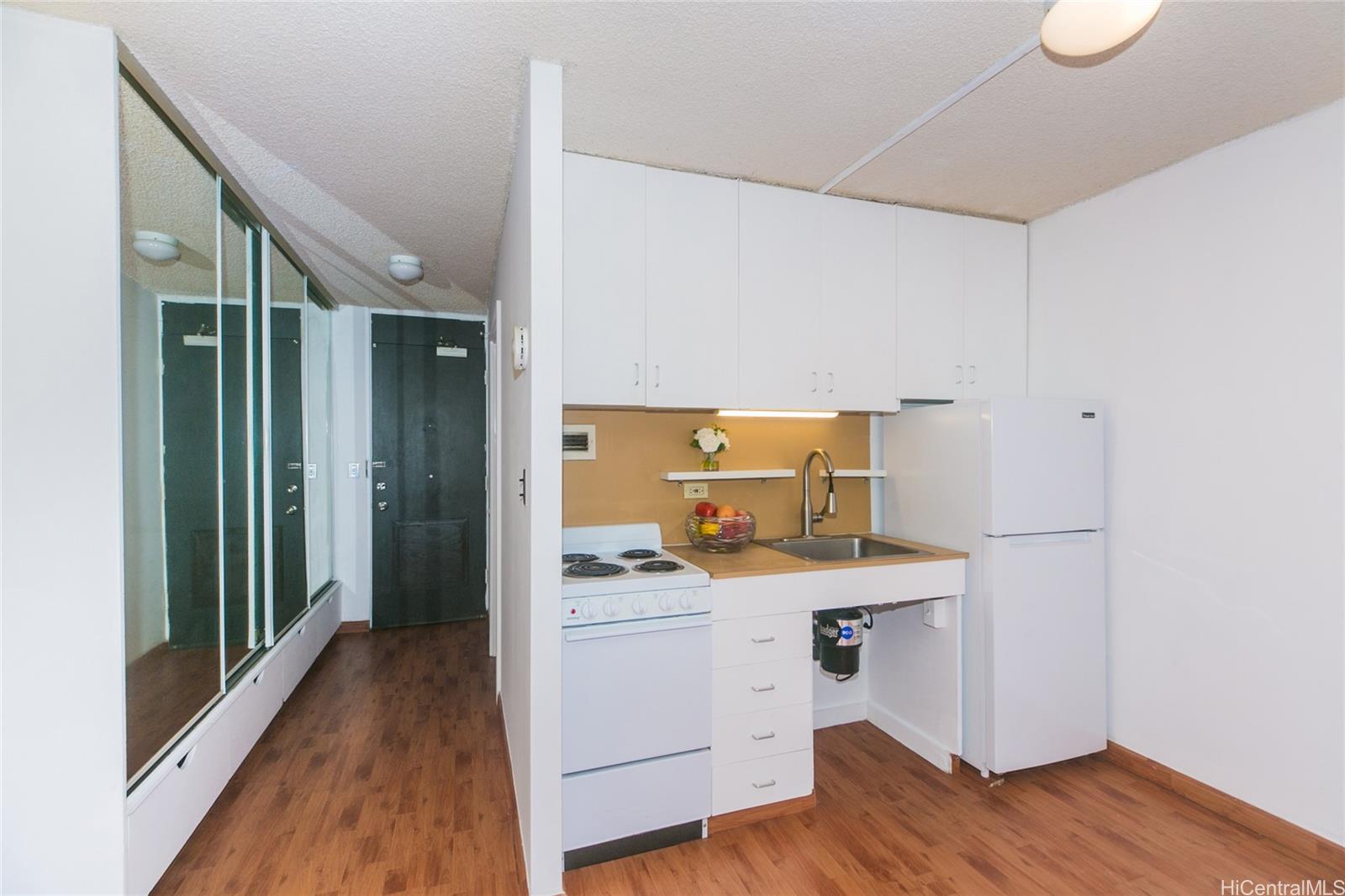 747 Amana Street 901