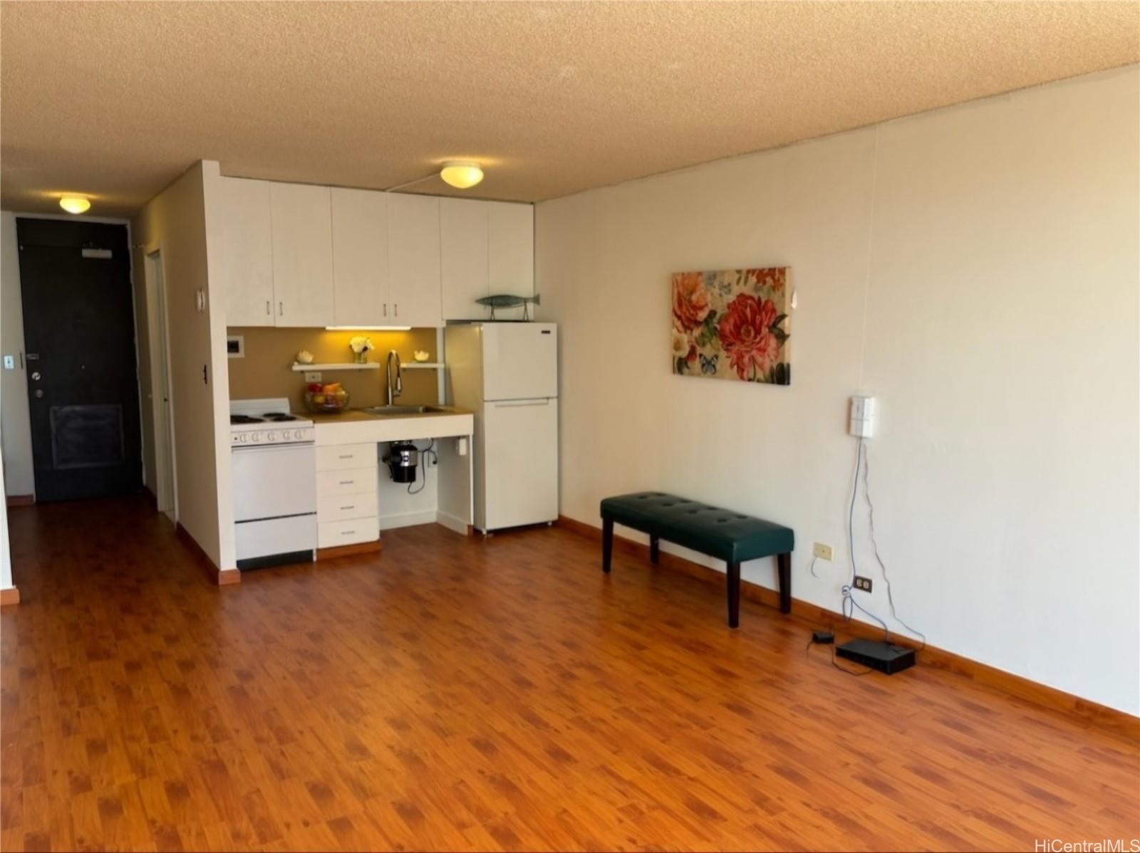 747 Amana Street 901