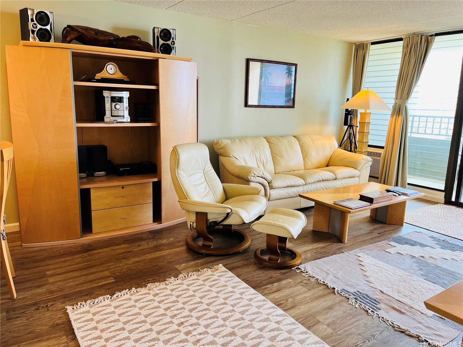 2240 Kuhio Avenue 3303