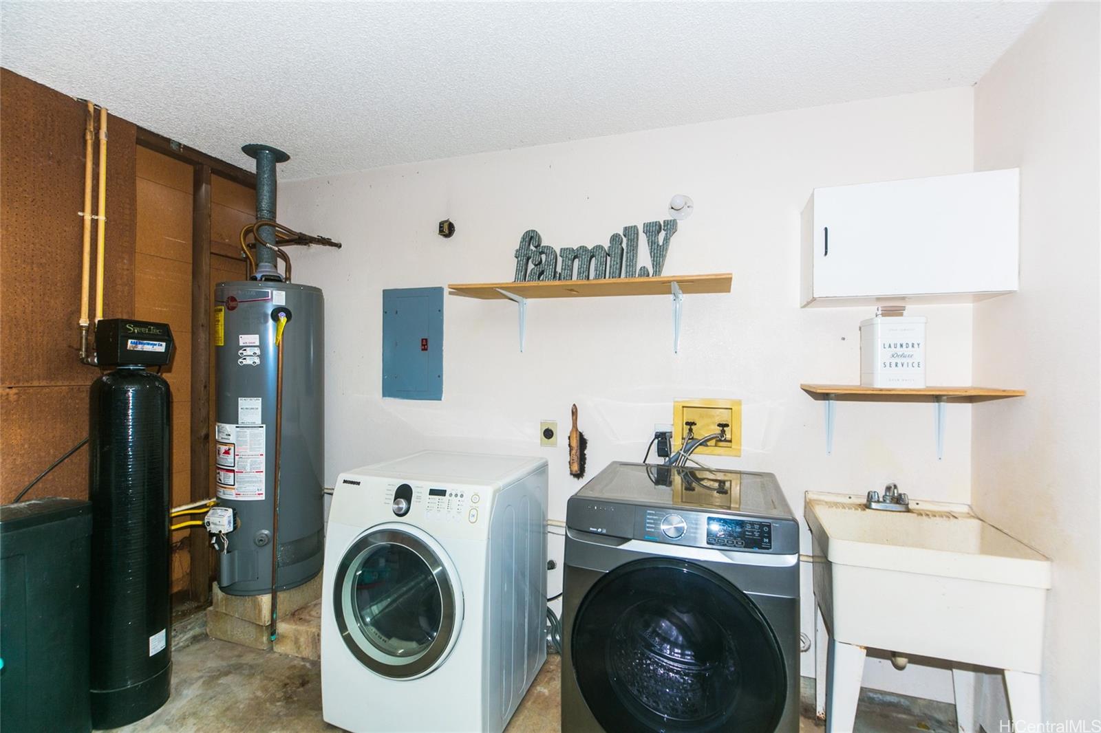 91-1065 Pohahawai Place