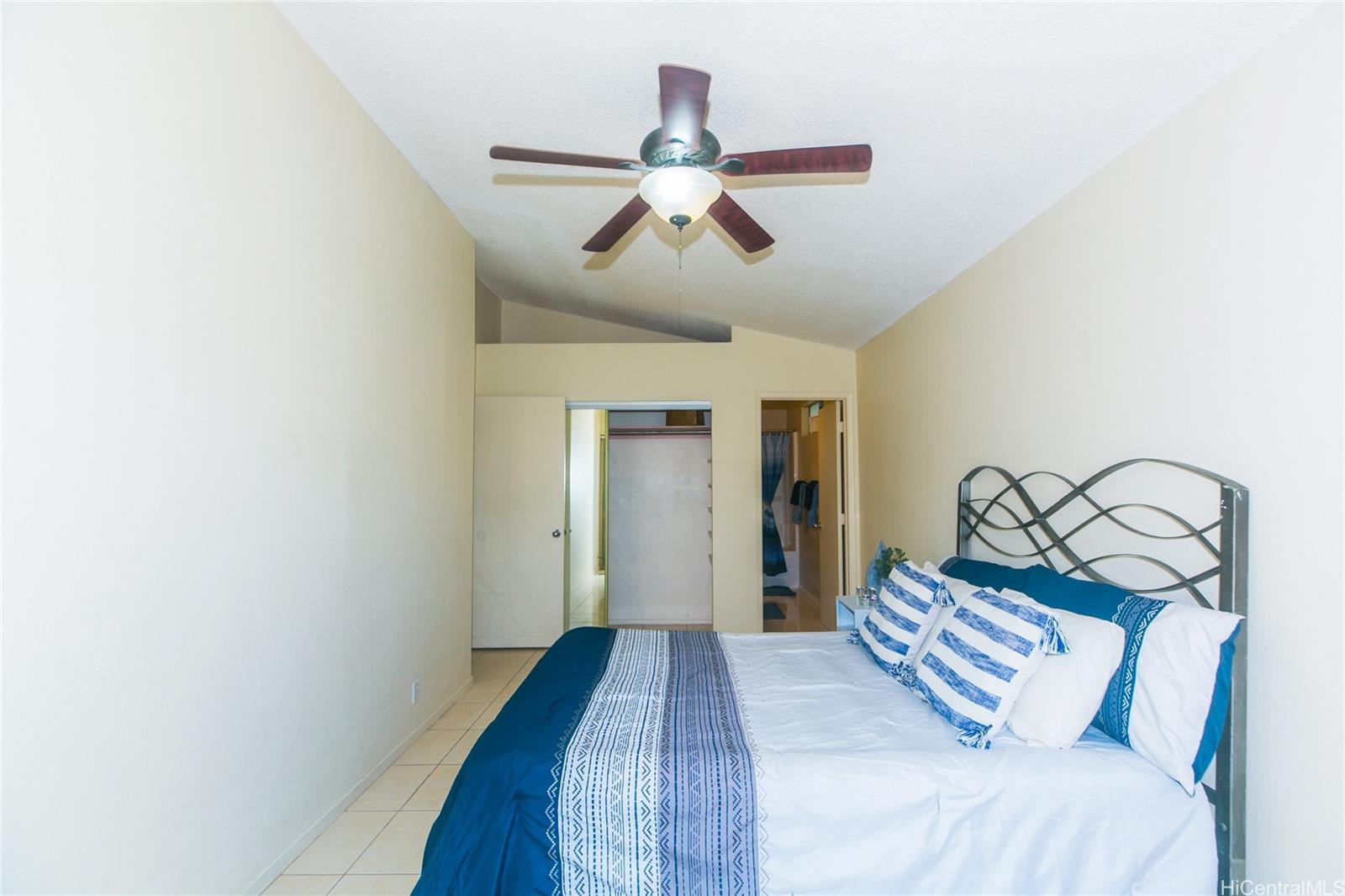 91-1065 Pohahawai Place