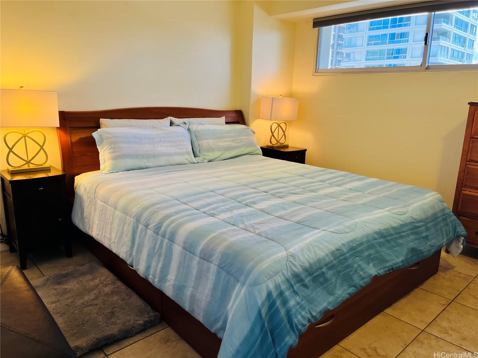2440 Kuhio Avenue 810
