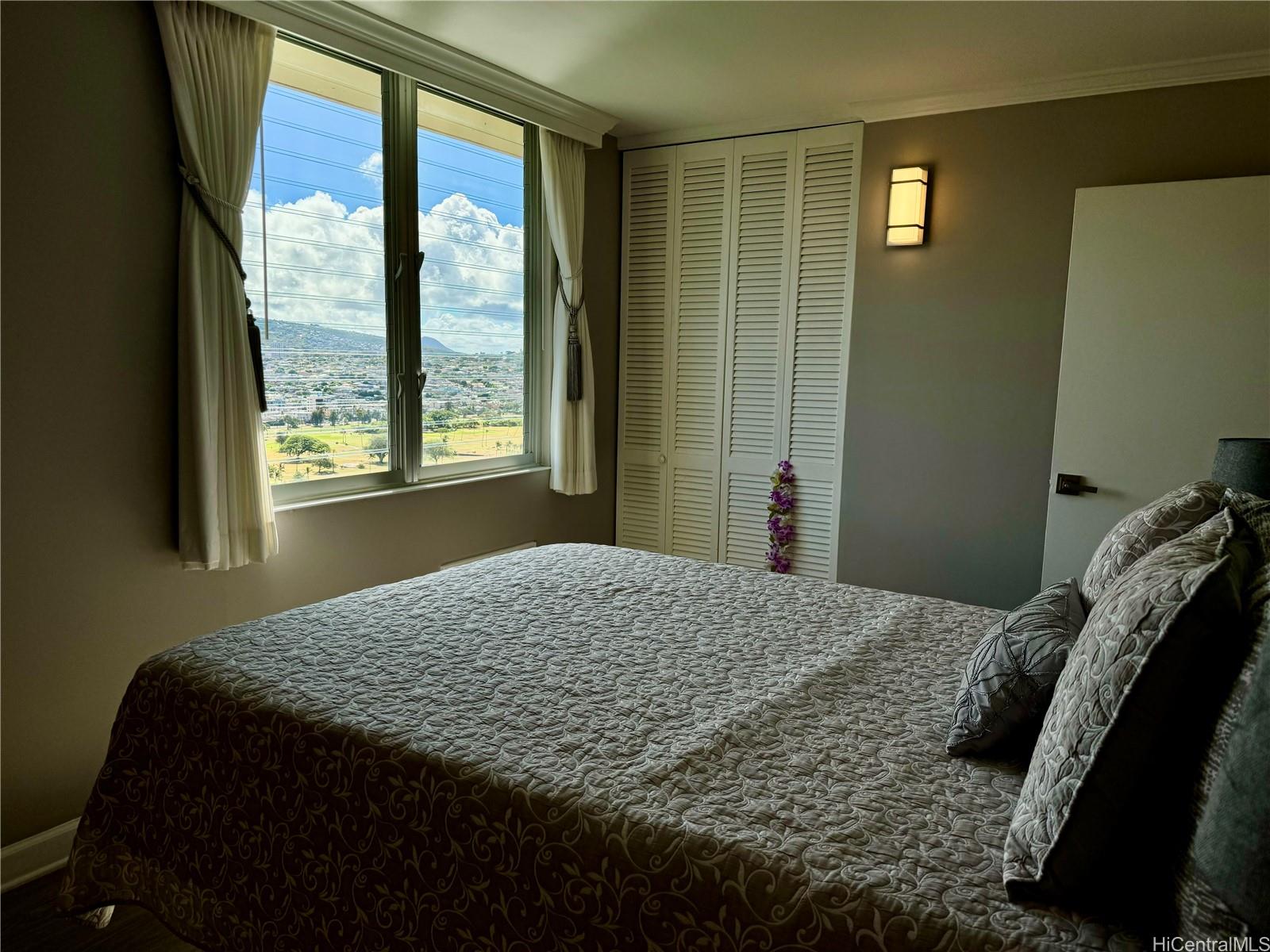 2345 Ala Wai Boulevard 2617