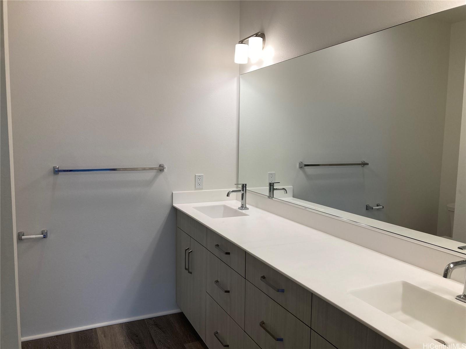 91-1101 Franklin D Roosevelt Avenue 154