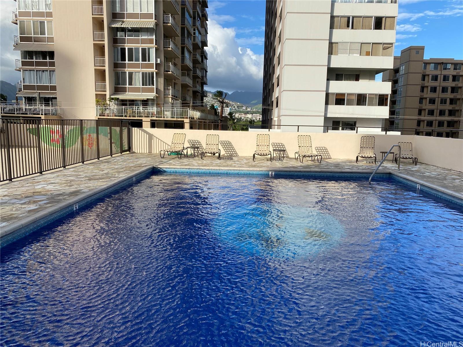 2410 Cleghorn Street 3001
