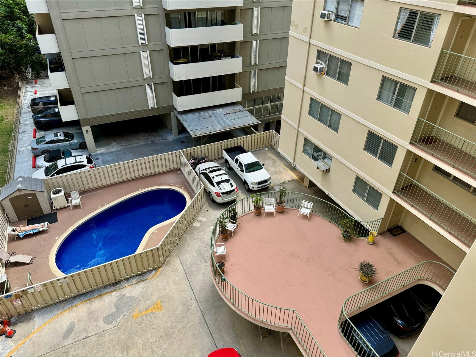 2355 Ala Wai Boulevard 401