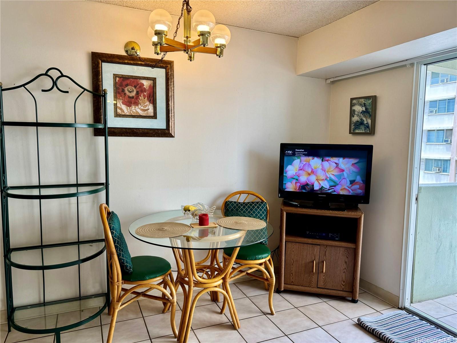 2440 Kuhio Avenue 607