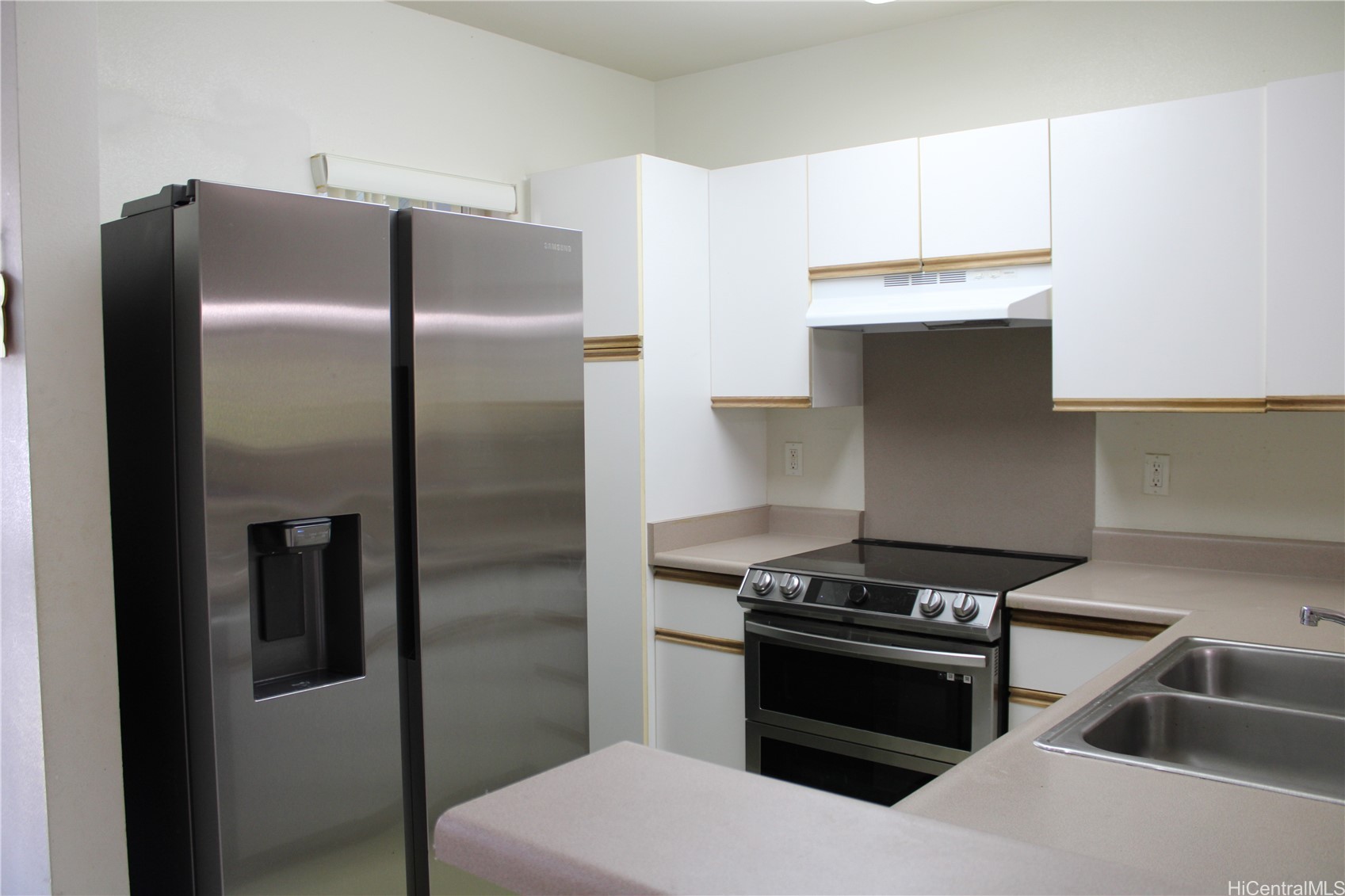 95-877 Wikao Street D204