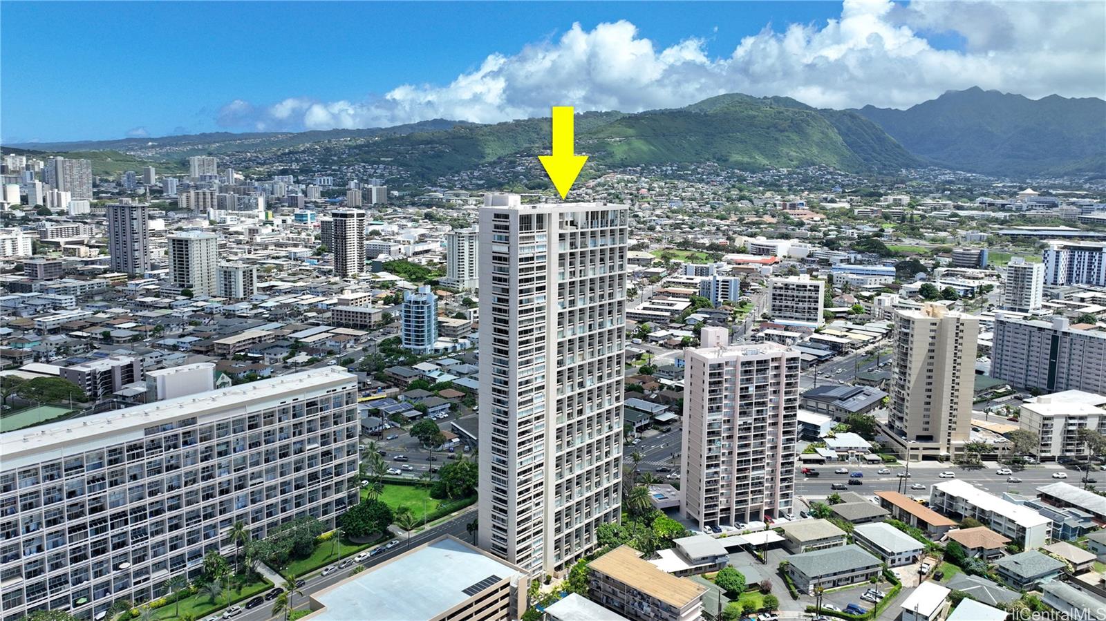 555 University Avenue 403