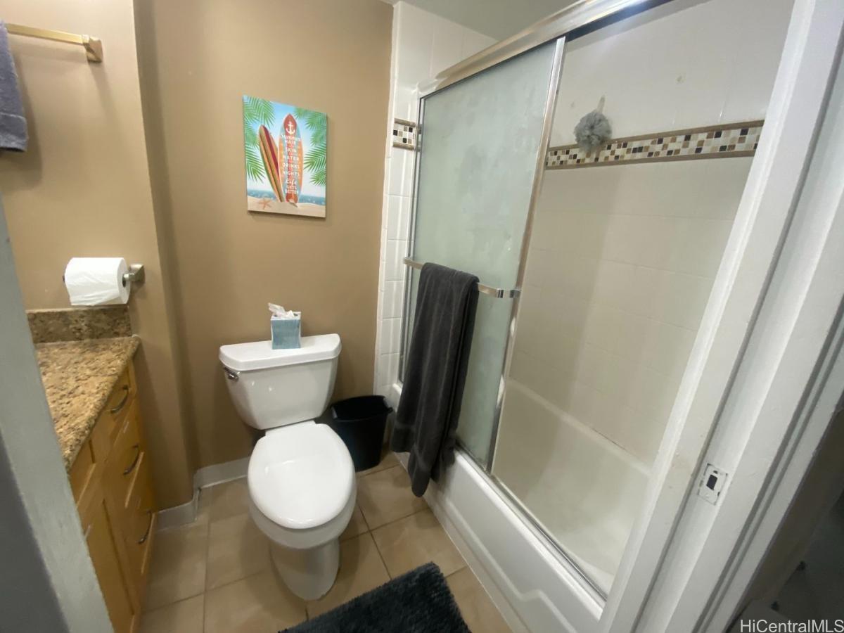 419 Keoniana Street 604