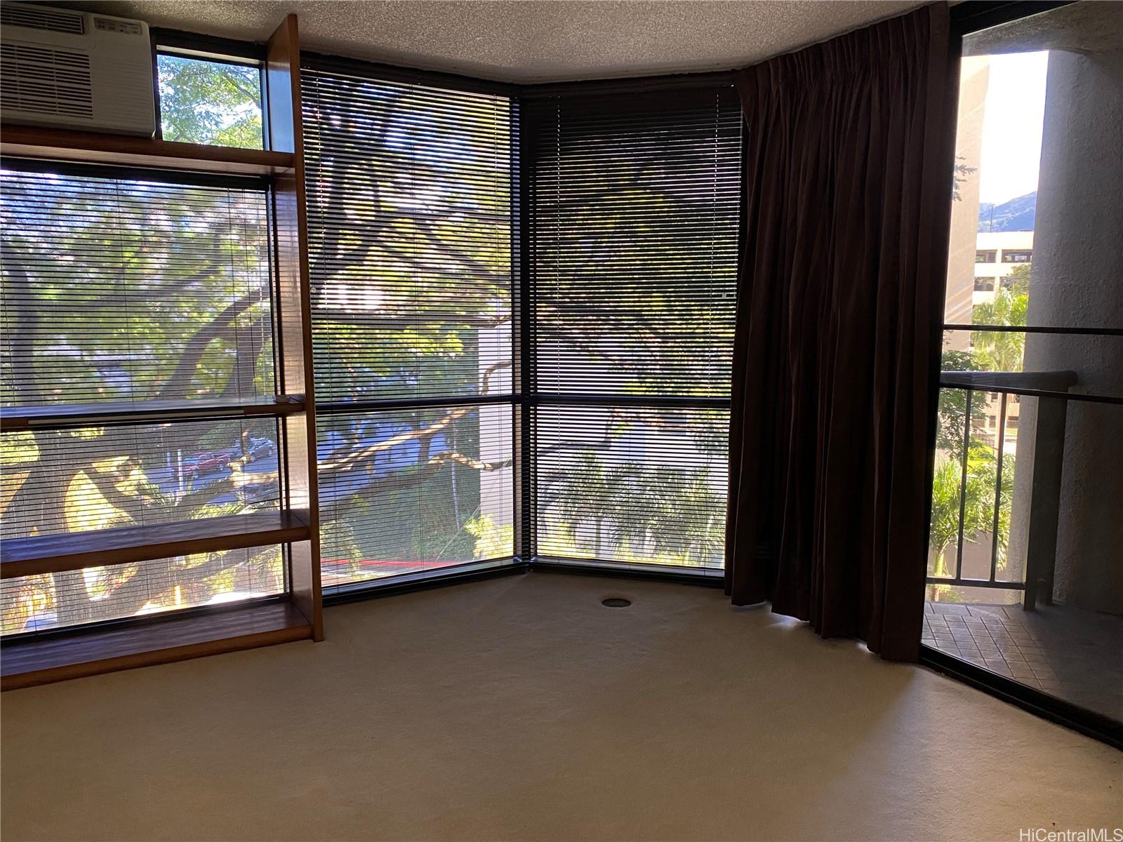 60 N Beretania Street 404