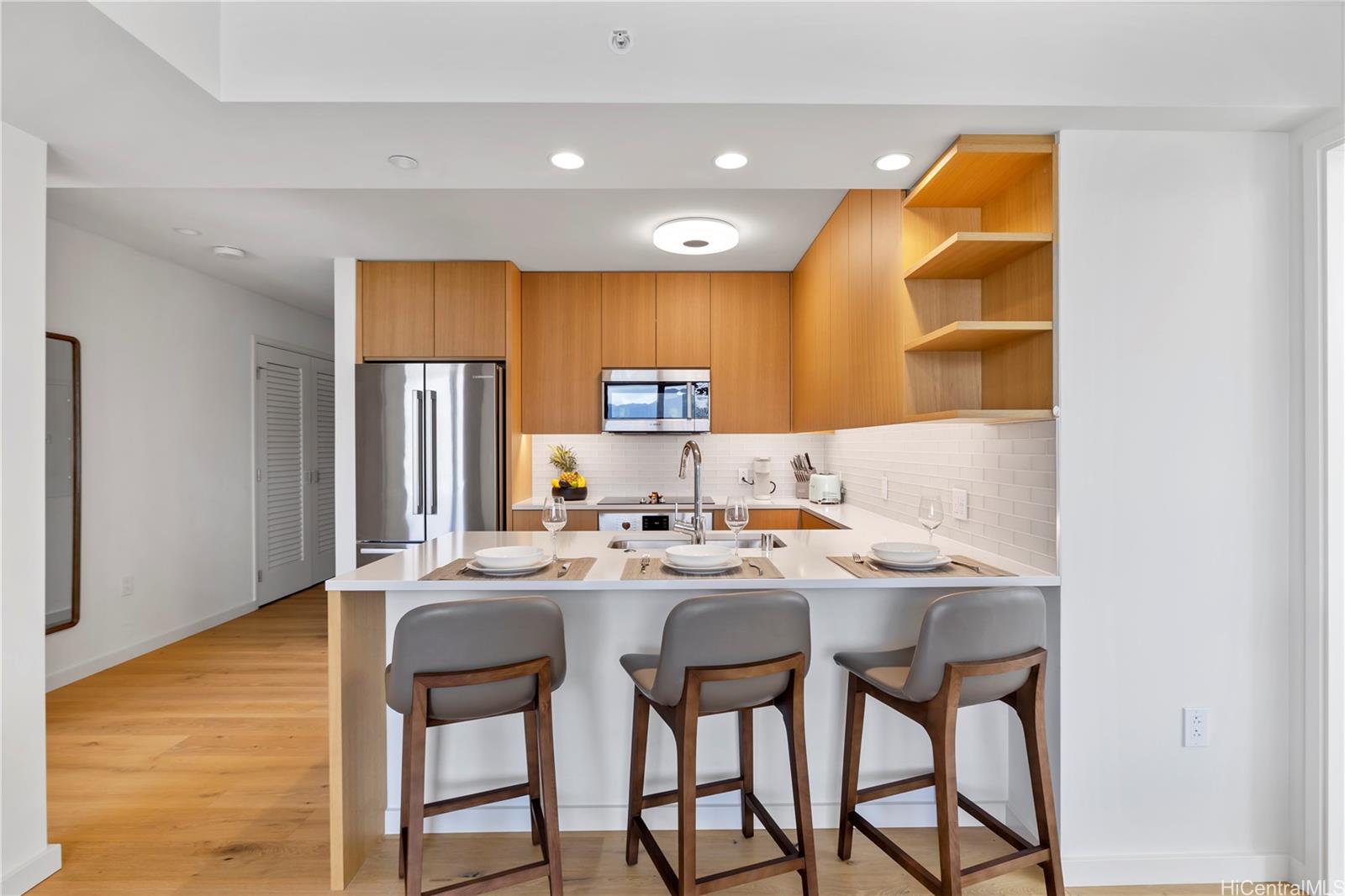 1388 Kapiolani Boulevard 4111
