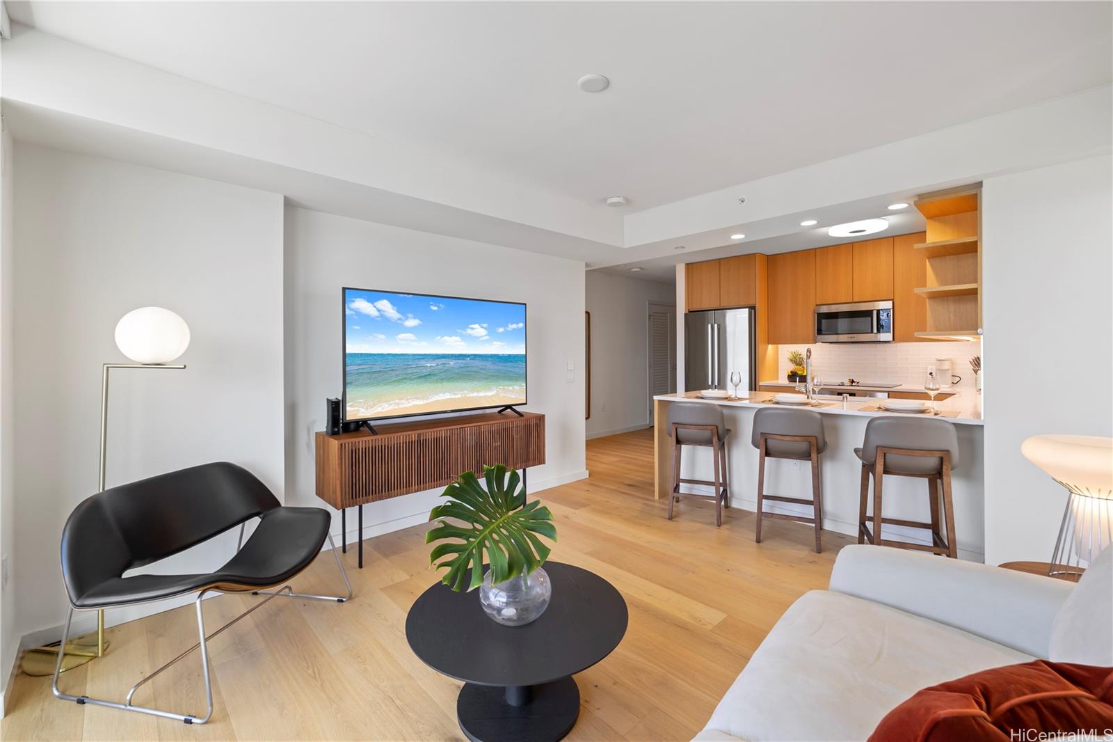1388 Kapiolani Boulevard 4111