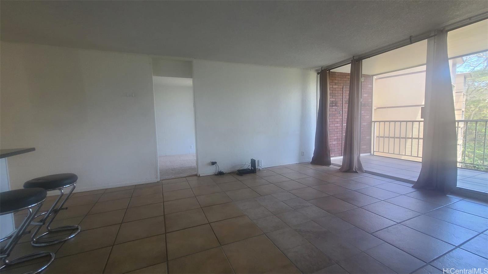 95-273 Waikalani Drive D1005