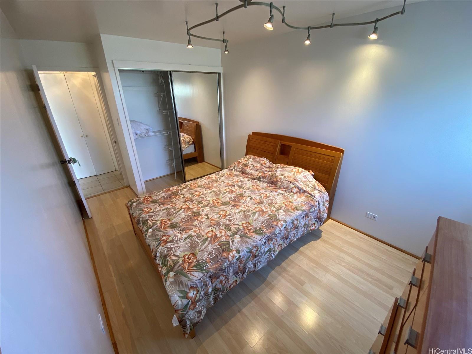 1019 Maunaihi Place 203