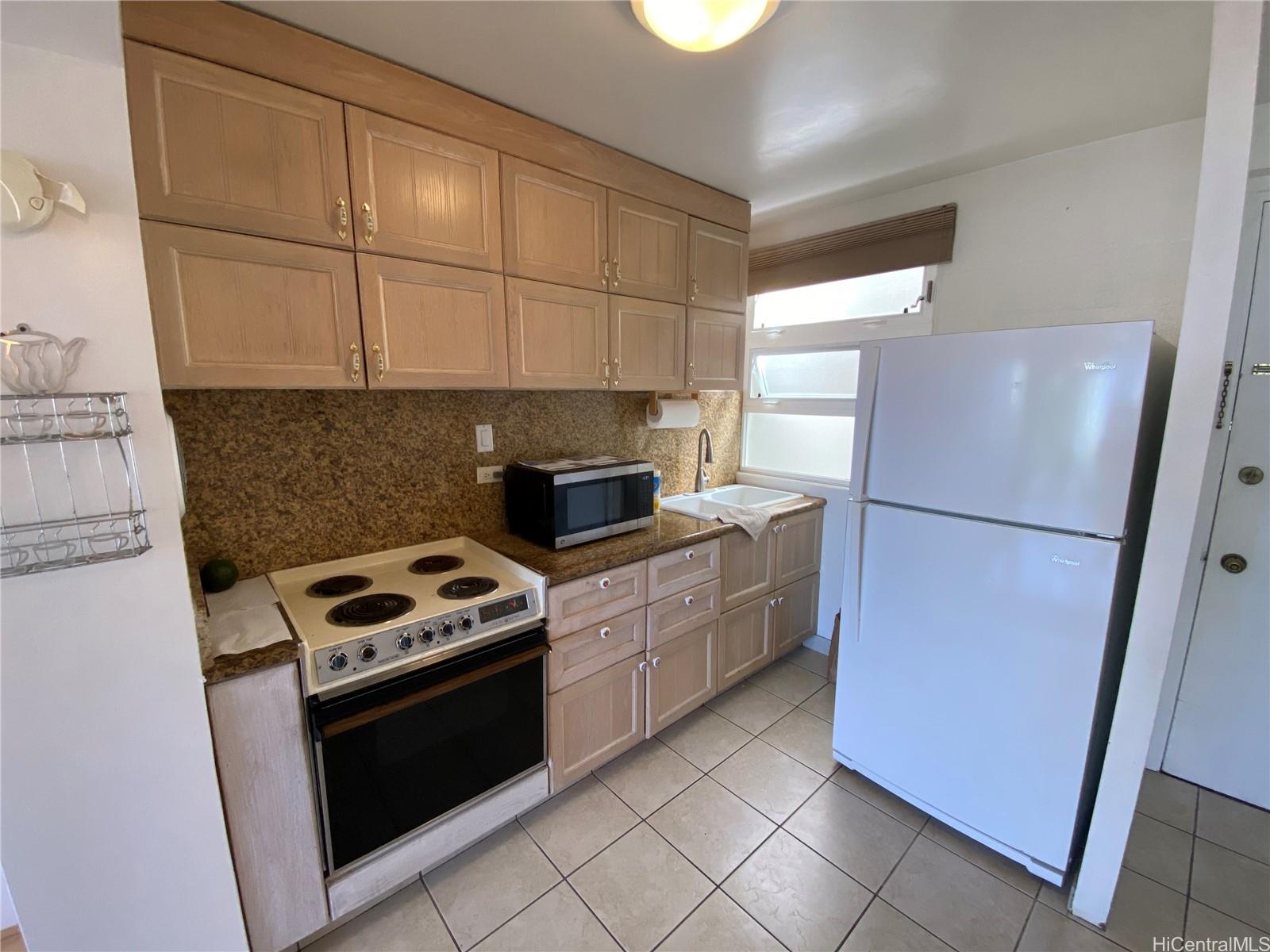 1019 Maunaihi Place 203