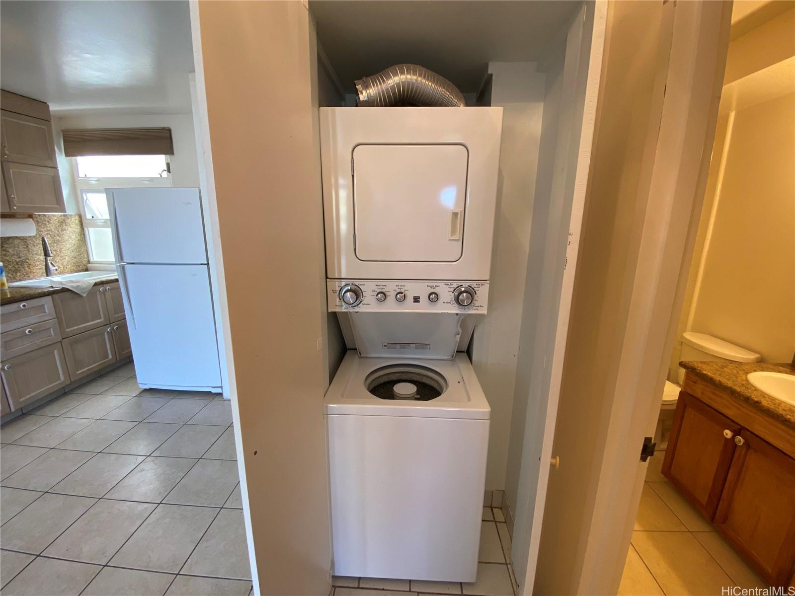 1019 Maunaihi Place 203