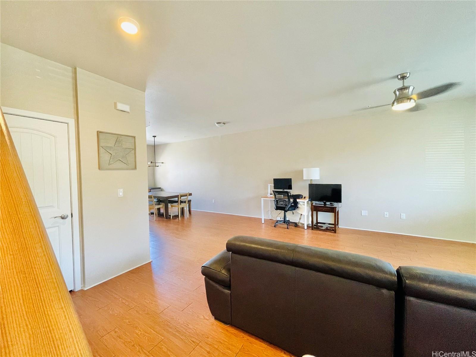 840 Kakala Street 204