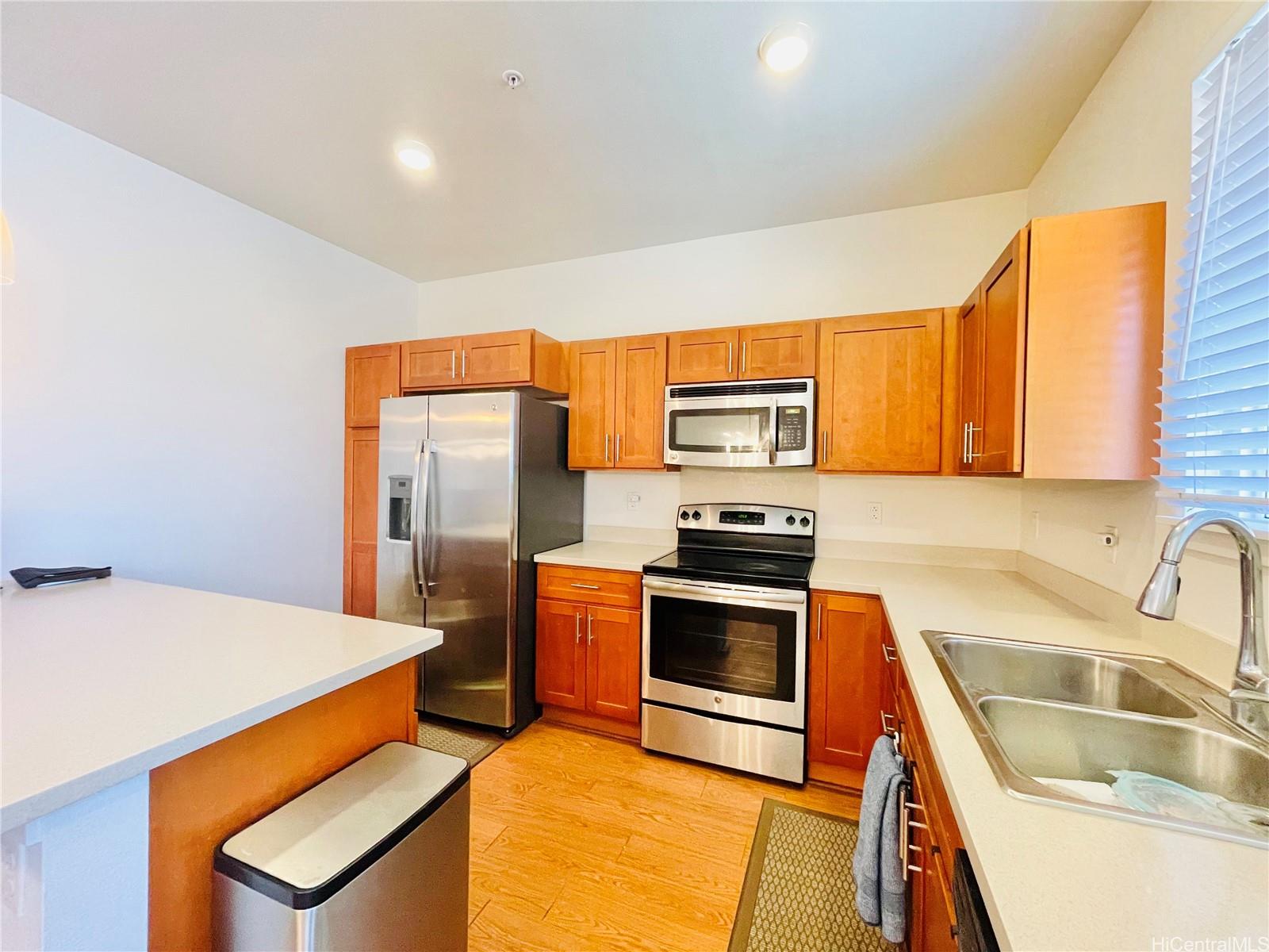 840 Kakala Street 204