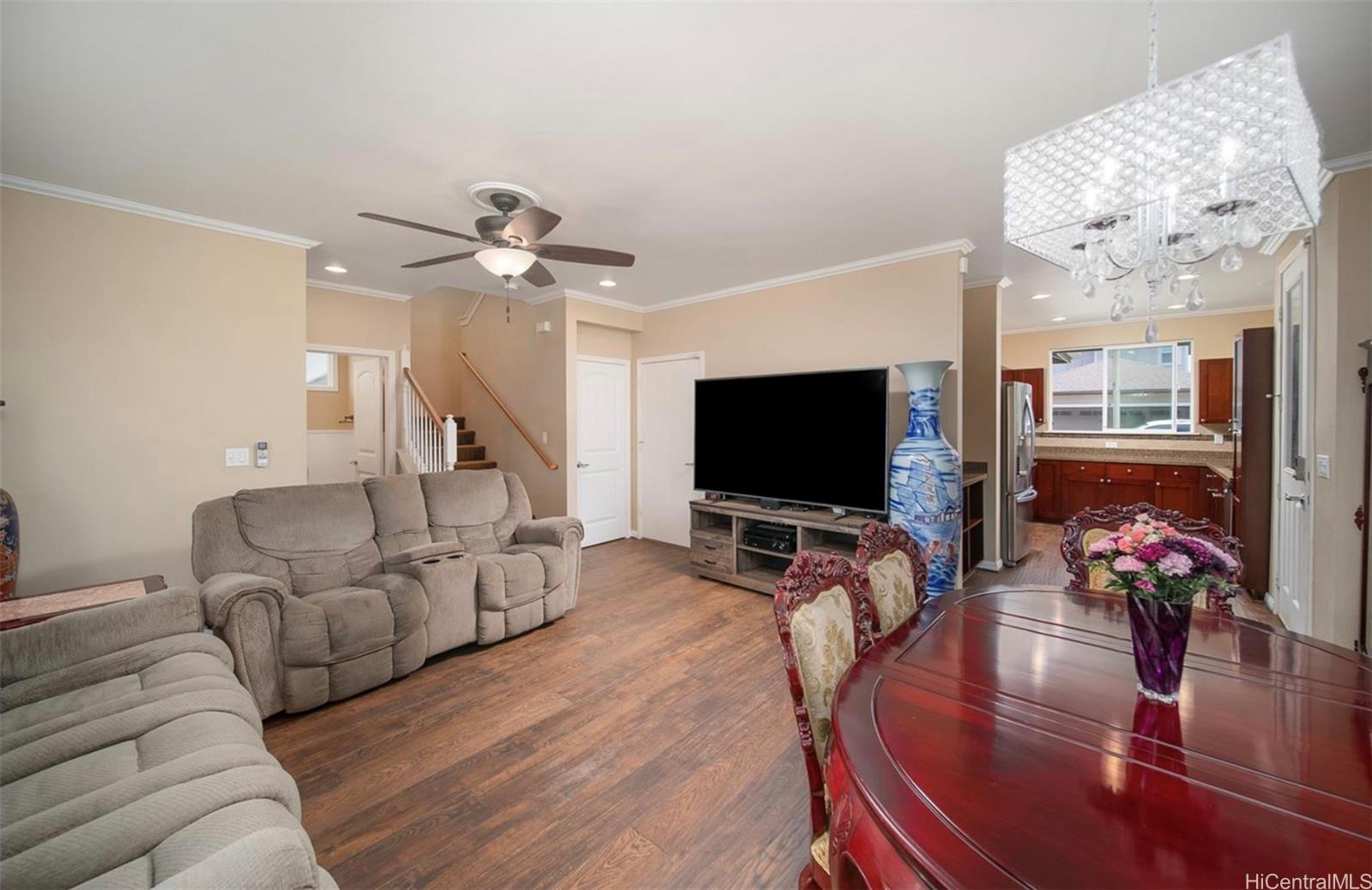 1101 Kukulu Street 30