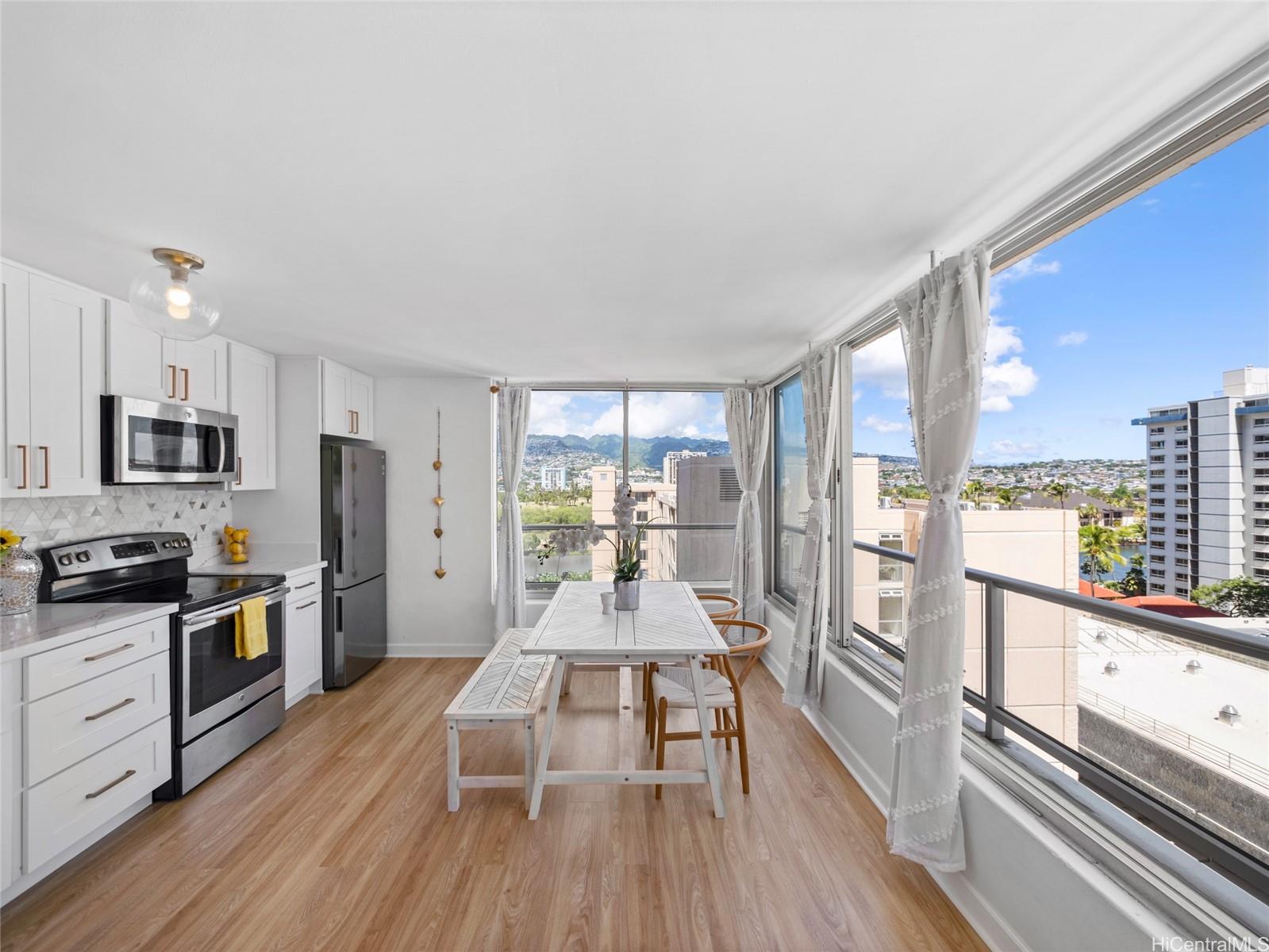 2421 Tusitala Street 1001