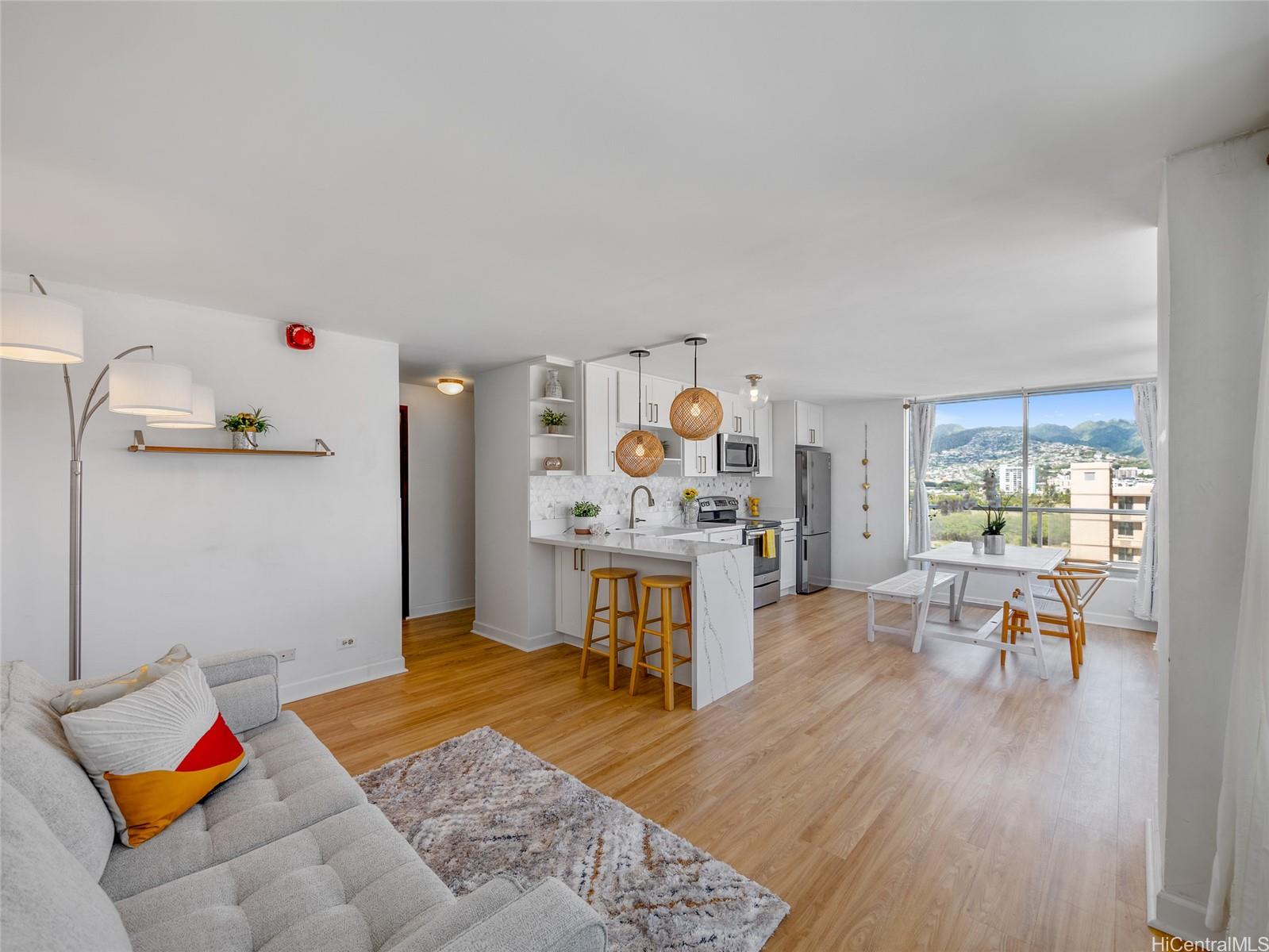 2421 Tusitala Street 1001