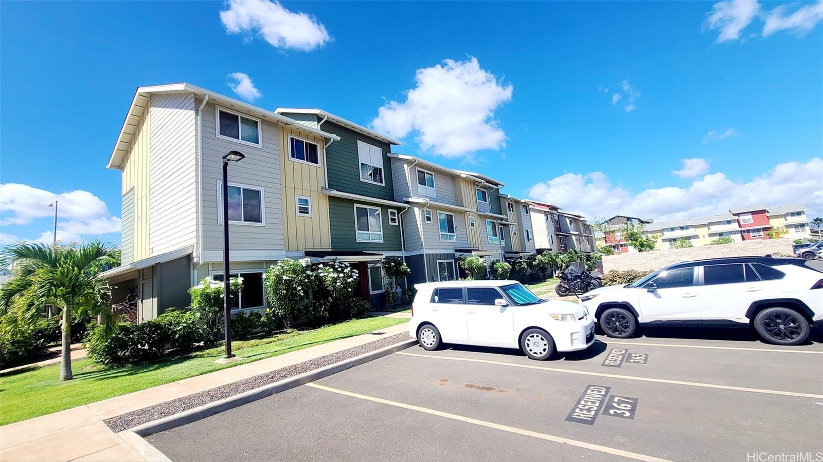 91-3575 Kamolehonua Street 912
