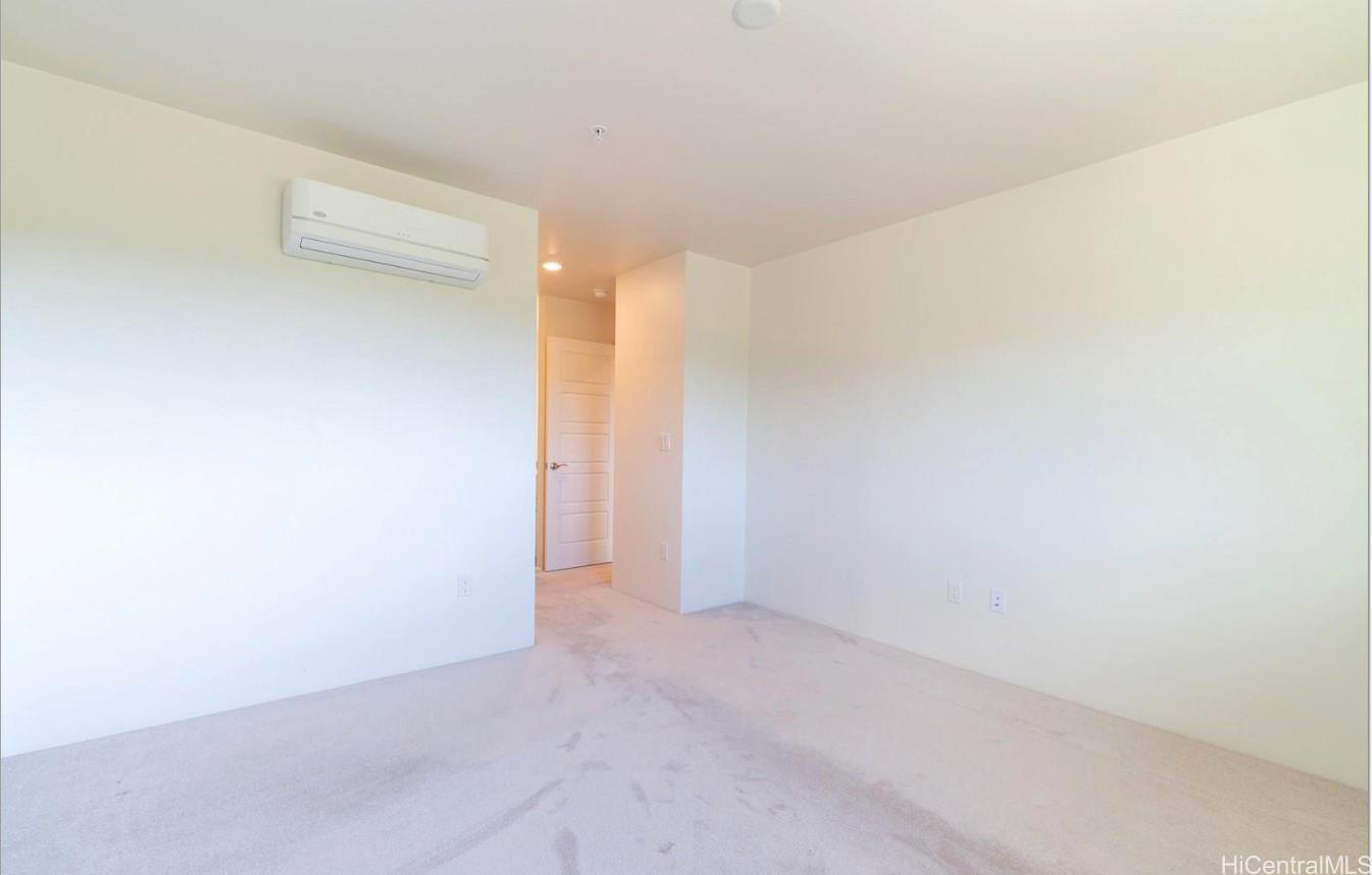 91-3633 Kauluakoko Street 305