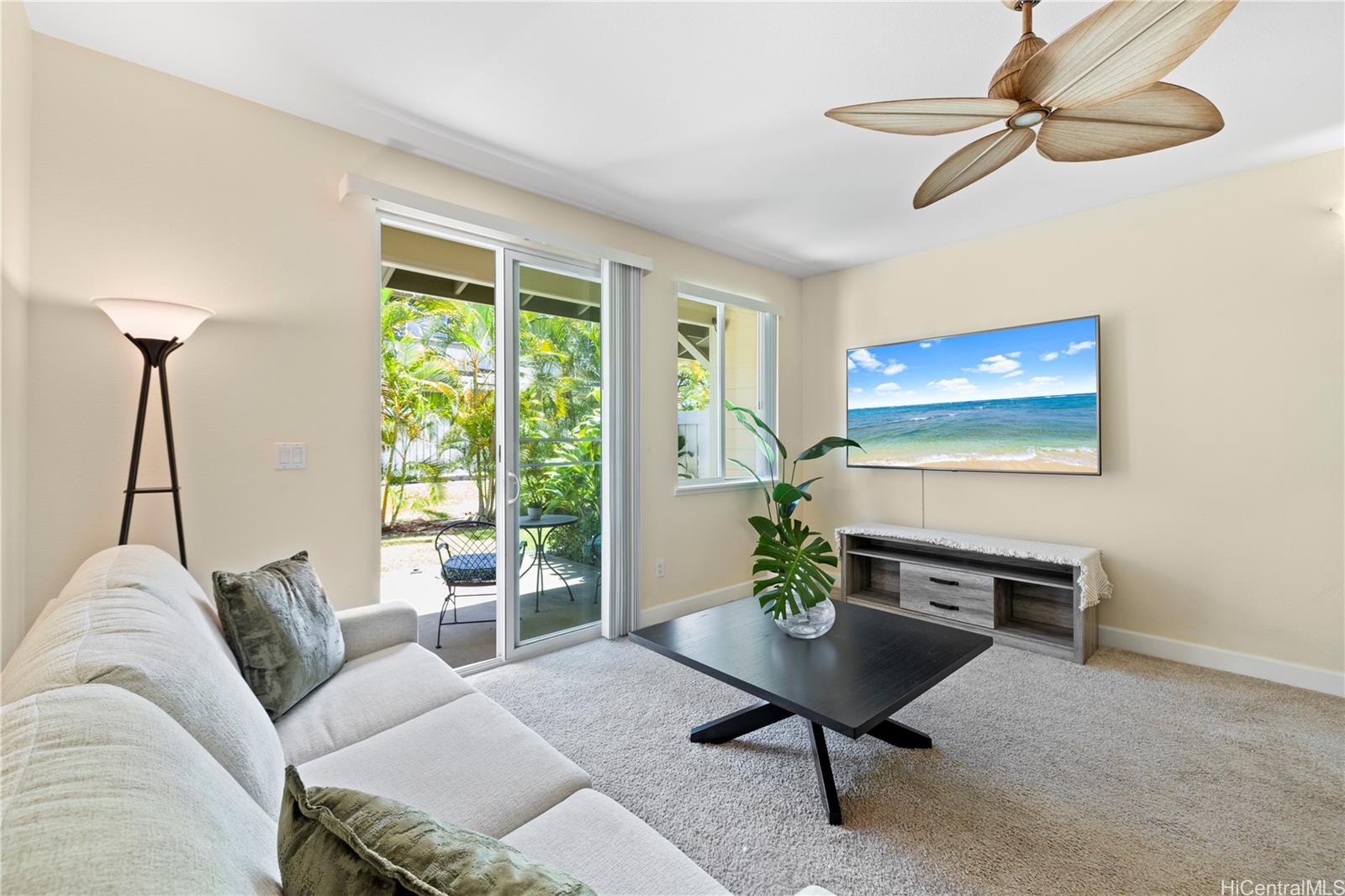 92-1528 Aliinui Drive 2004