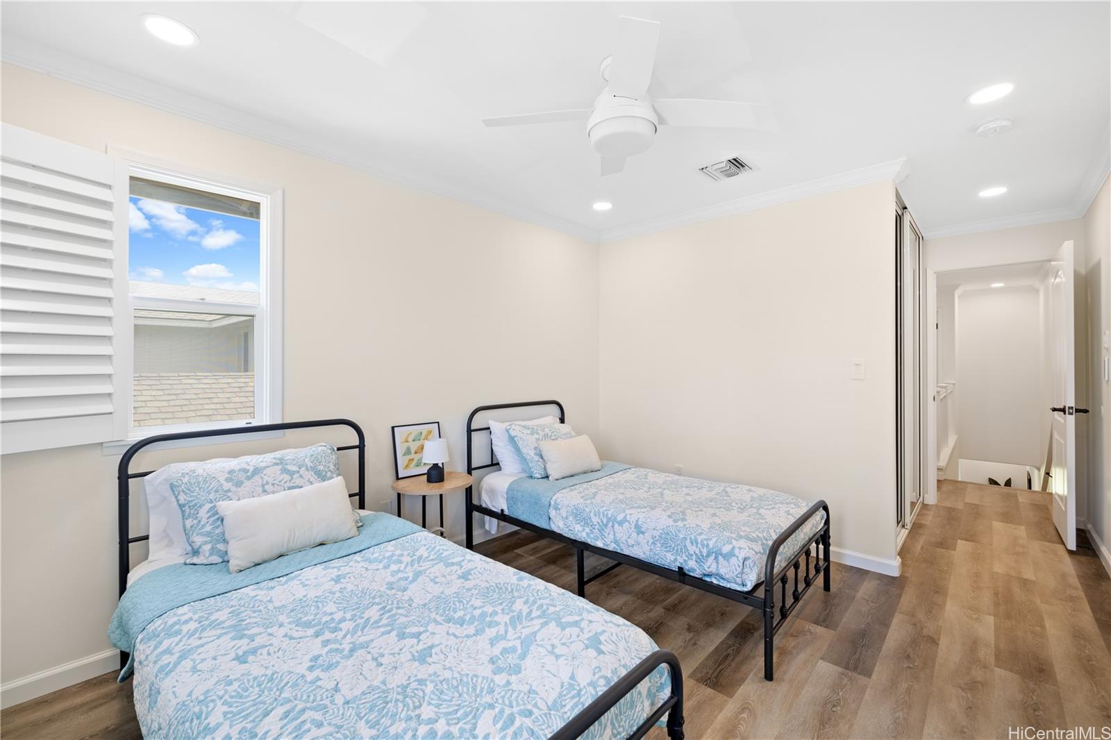92-1490 Aliinui Drive 805