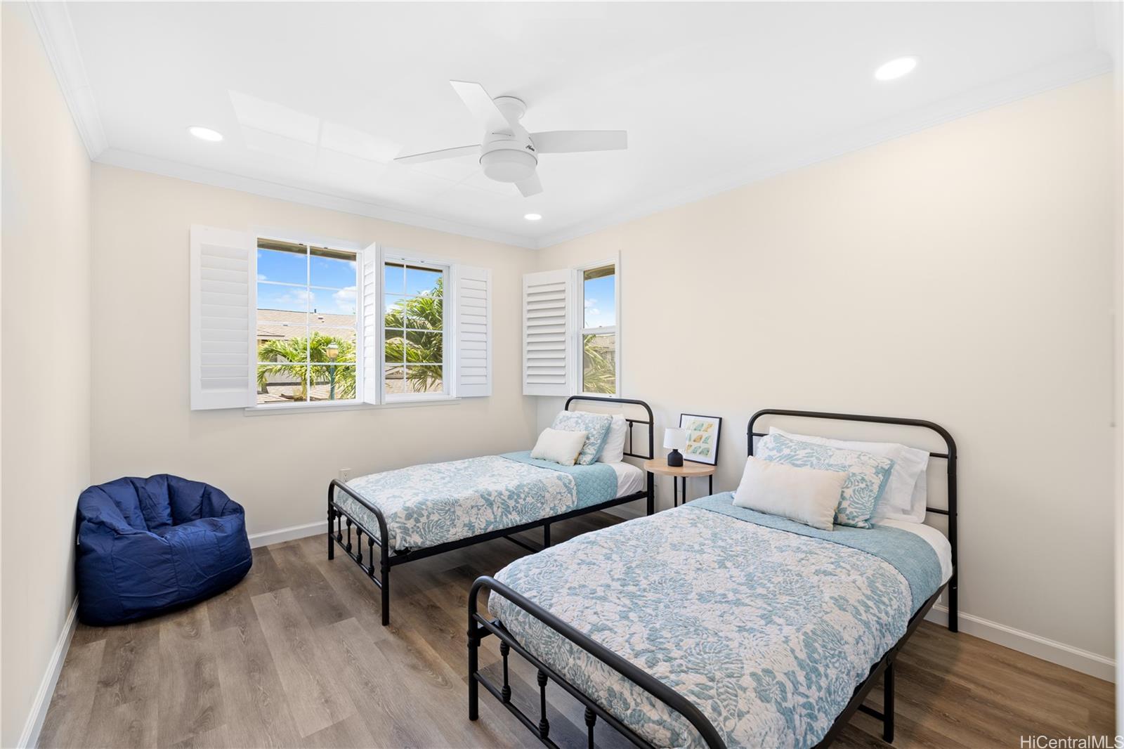 92-1490 Aliinui Drive 805