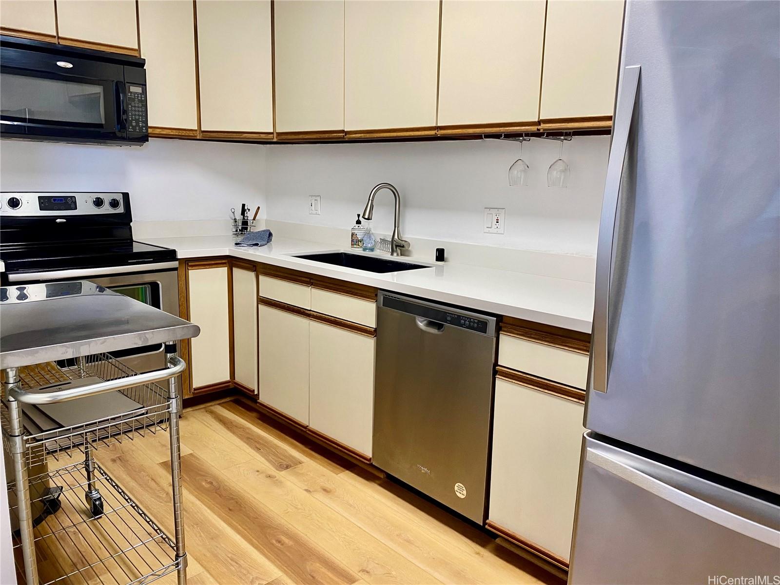 1350 Ala Moana Boulevard 2604